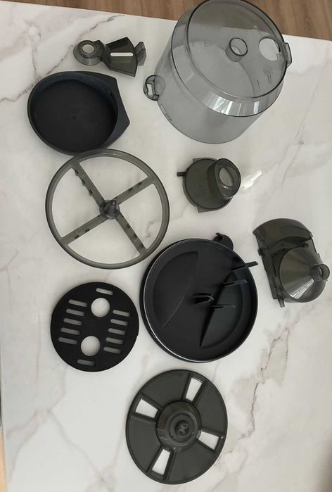 Vând aparat preparare lapte praf Baby Brezza Formula Pro Advanced - ca NOU