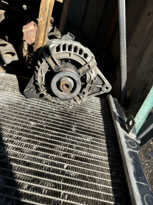 Генератор на Mitsubishi каризма