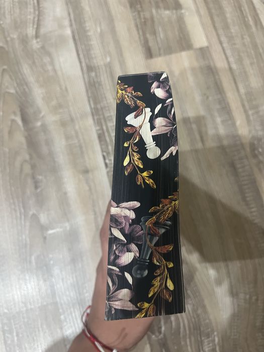 Книга - Покварен крал на Рина Кент