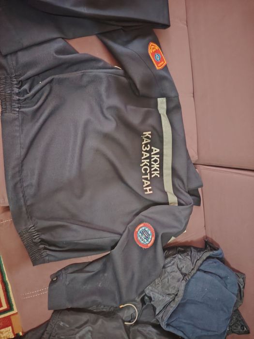 Продам комлект униформы ЧС для студентов 48 размер