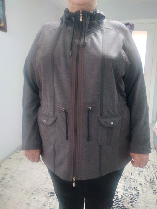 Курточка на весну,56р