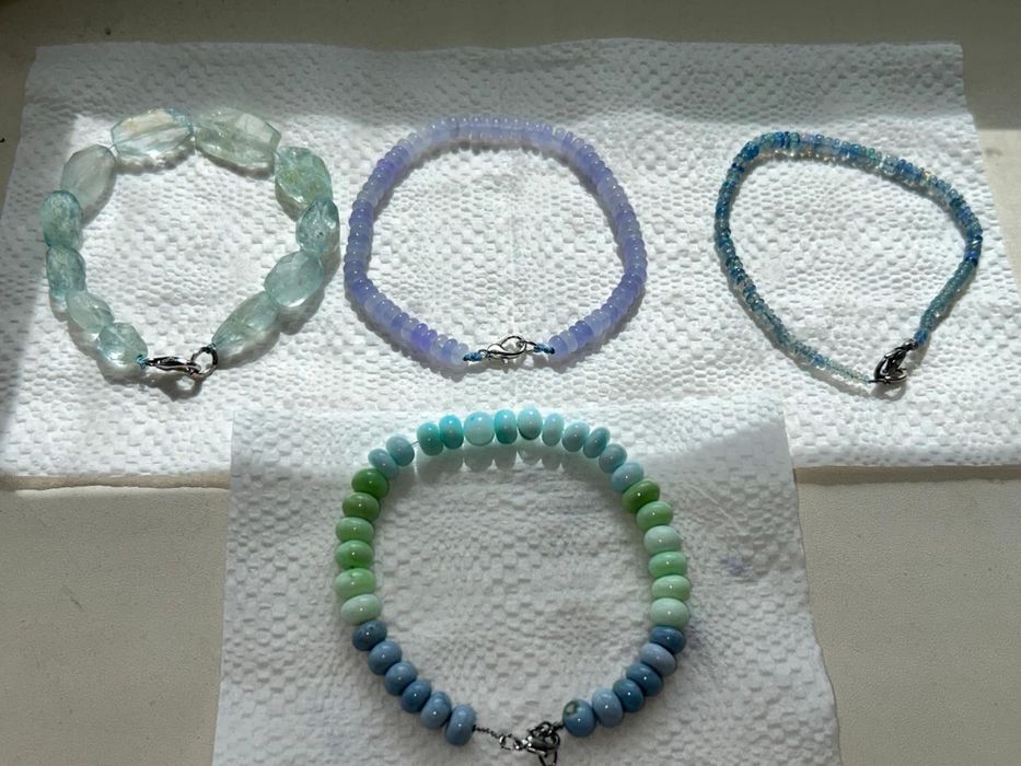 Браслеты из Танзанита, опала