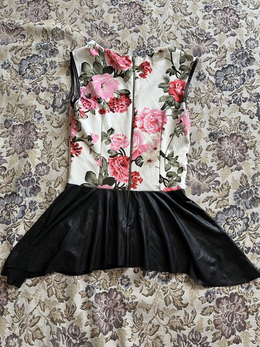 Bluza de ocazie model deosebit impecabila nepurtata