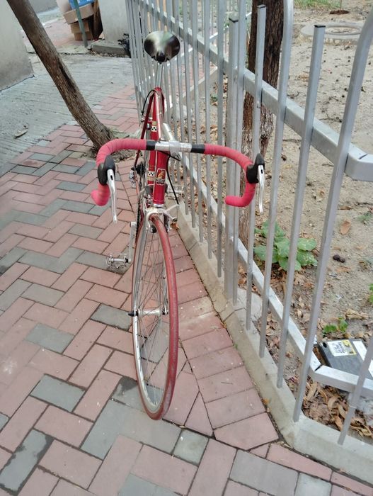 Cursiera de colecție Peugeot cu serie