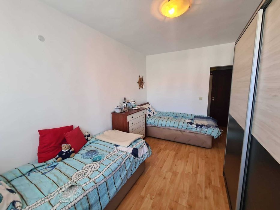 Продава се Тристаен апартамент в Хасково, Дружба 1 - 91 кв.м за 1154 €/кв.м - Снимка #10