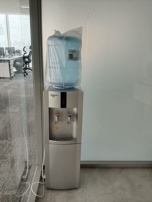 Продаю кулер для воды