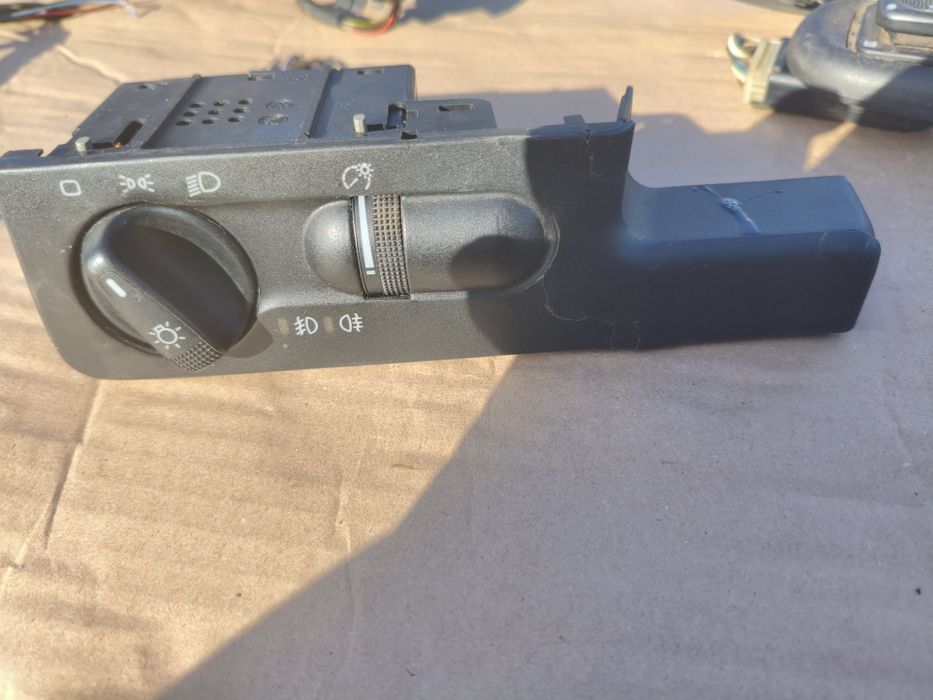 Части за Пасат 3-Б4 1.8 бензин 90 кс  Комби