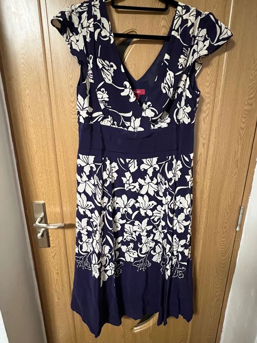 Rochie elegantă Monsoon bleumarin cu flori albe, mărimea 44