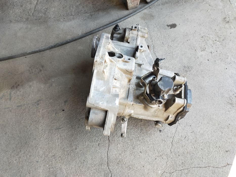 КПП, двигатель, капот, фара, балка, дверь, крыло