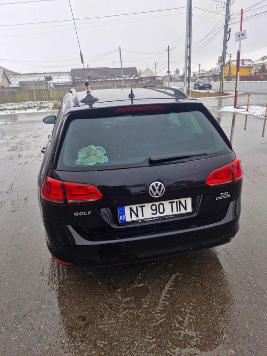 Vând  Golf 7 ,unic proprietar Romania ,191000 km în creștere.