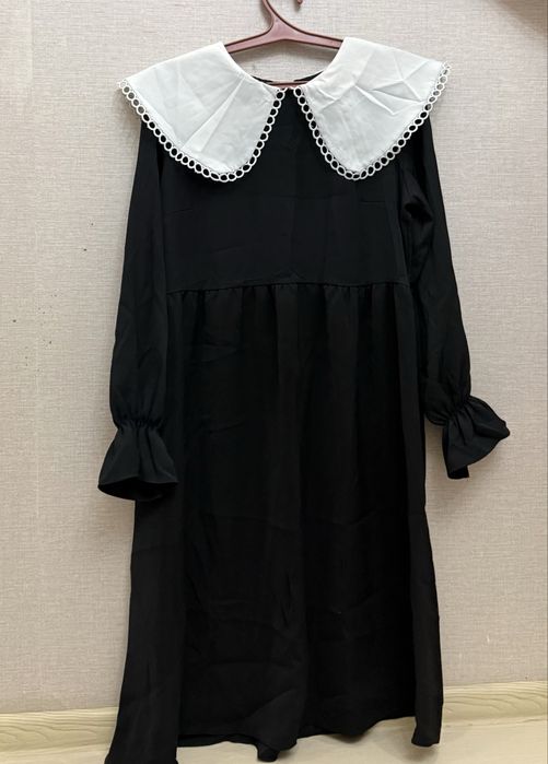 Платья женские 42-44 размера