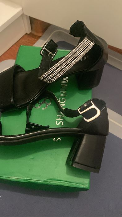 Продам ковер мраморные