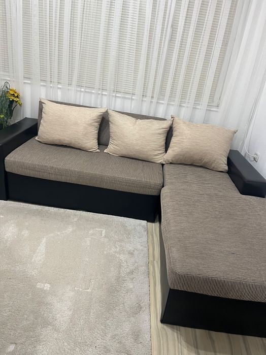 Ъглов разтегателен диван