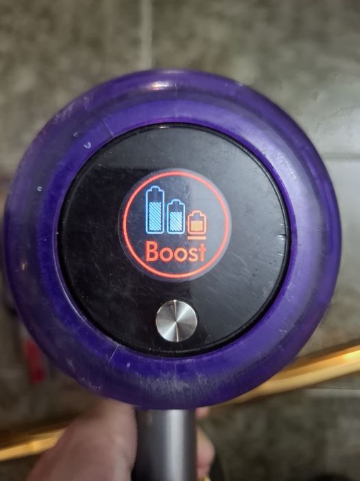 Vand dyson v11 perfect funcțional