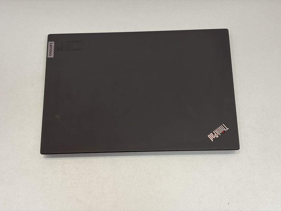 Lenovo ThinkPad T14s Gen2, ecran 14”, I7-1165 G7, SSD 512, RAM 16 GB