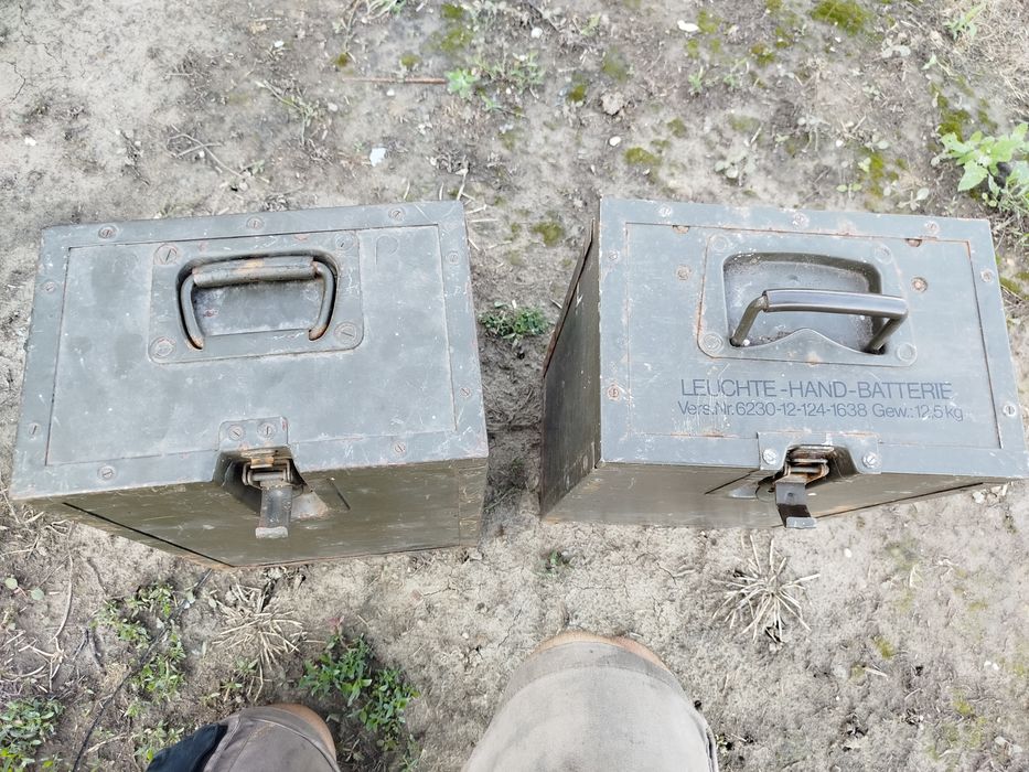 vand felinar vechi . lanterna militara din 1962