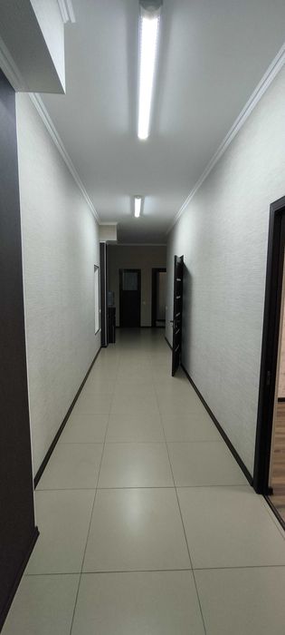 Продаётся КОММЕРЧЕСКИЙ КОМПЛЕКС - 450м² на участке 18,5соток. КОЖАНОВА