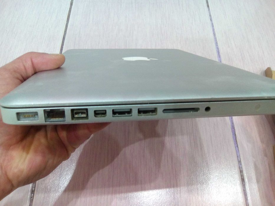MacBook Pro(13.3-inch) /Intel Core 2 Duo ,2.53GHz/SSD 120 GB/4gb RAM/El Capitan