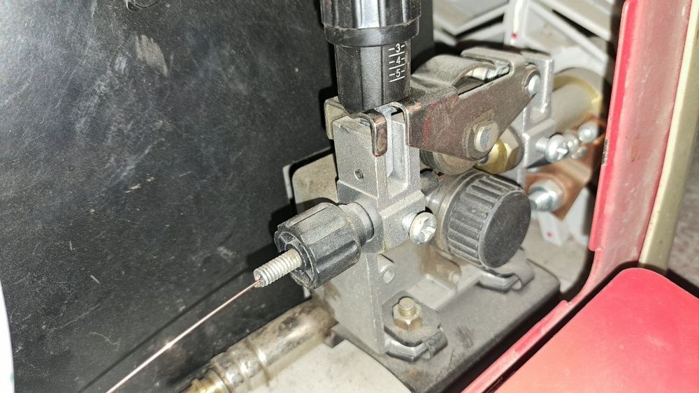 Kempa svarka aparat sotiladi gaz balon redektur 5 metrli kabeli bor