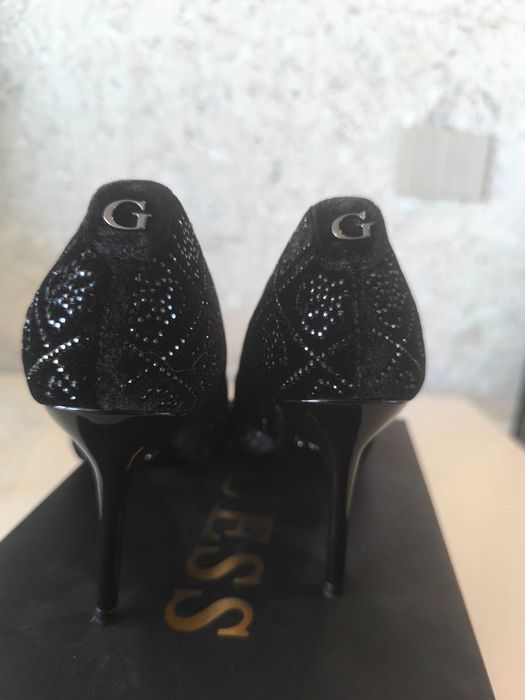 Дамски обувки Guess