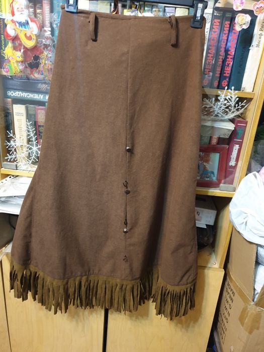 Юбка кожаная год змеи  цвет сезона.-и замша 42 Европа