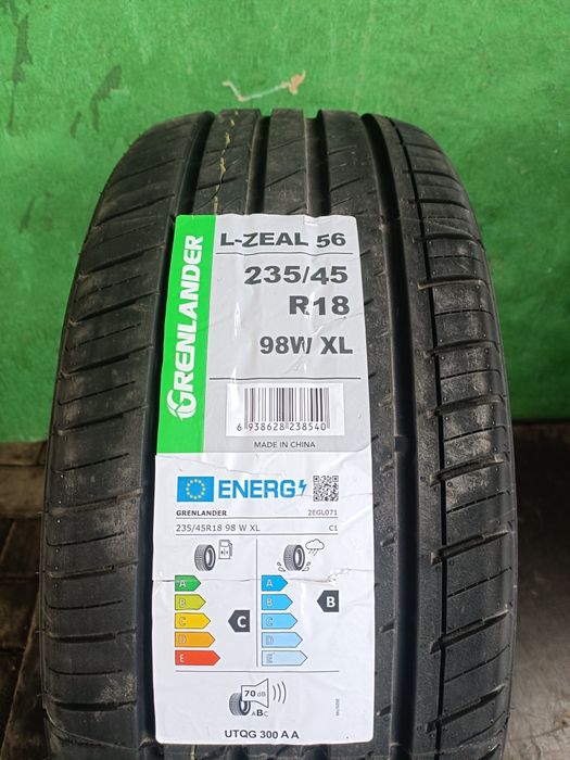 Шины ,235/45 R18 Grenlander