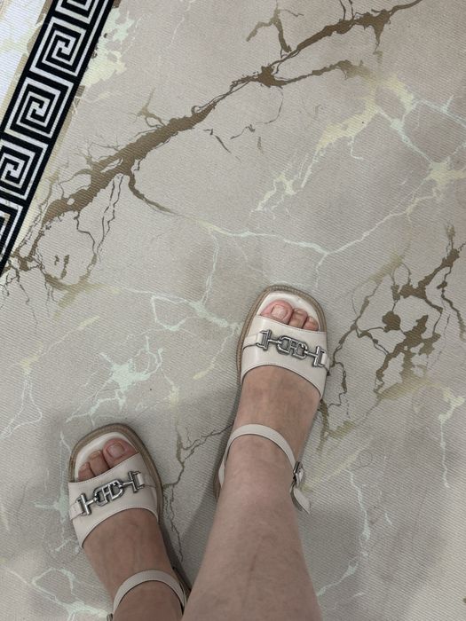 Летние    босоножки б/у