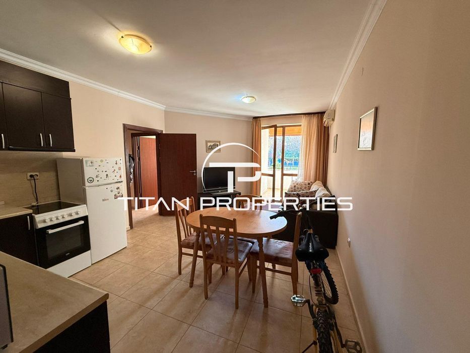 Тристаен апартамент в гр. Несебър