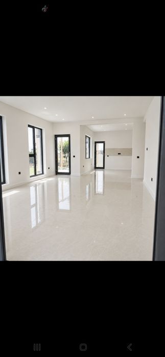 De vanzare casa-vila comuna Berceni/schim cu apartament