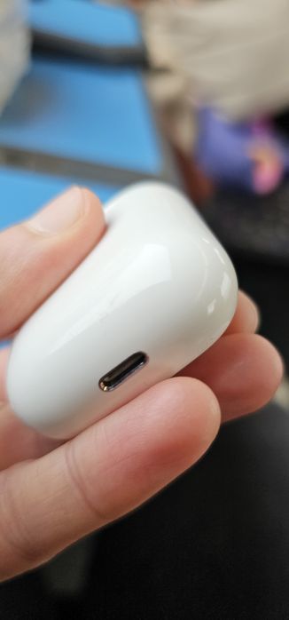 Продавам ipod слушалки