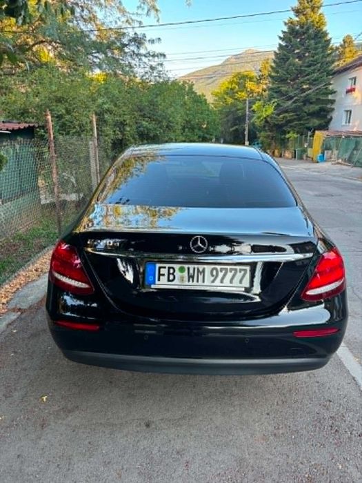 Мерцедес e220d, W213
