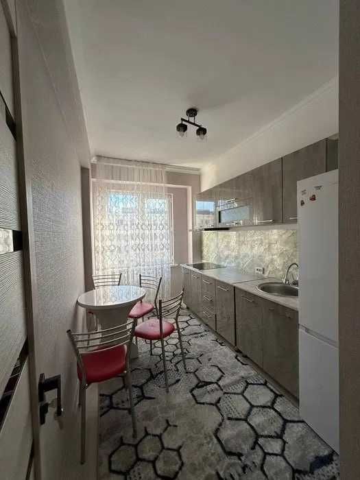 Сдам светлую квартиру на Дружба народов