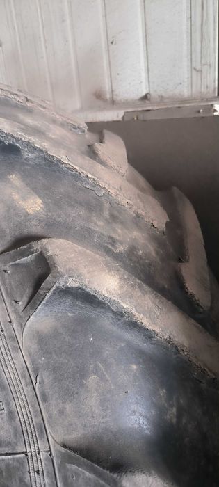 Покрышки на трактор