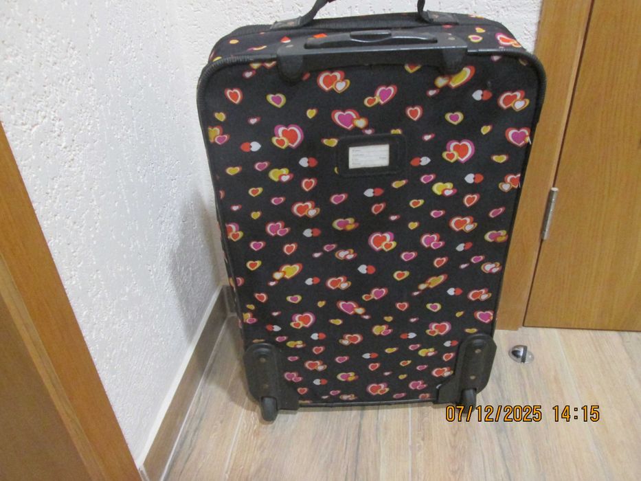 куфари различни размери