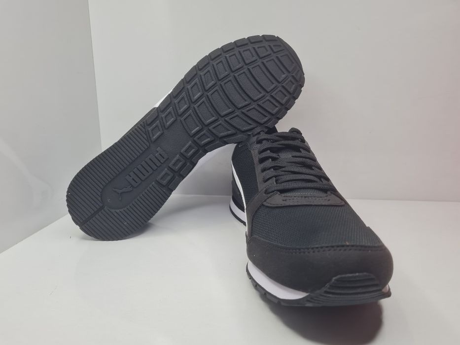 Маратонки Puma ST Runner V3

Чисто нови с кутия. 

Размер 45 стелка 29