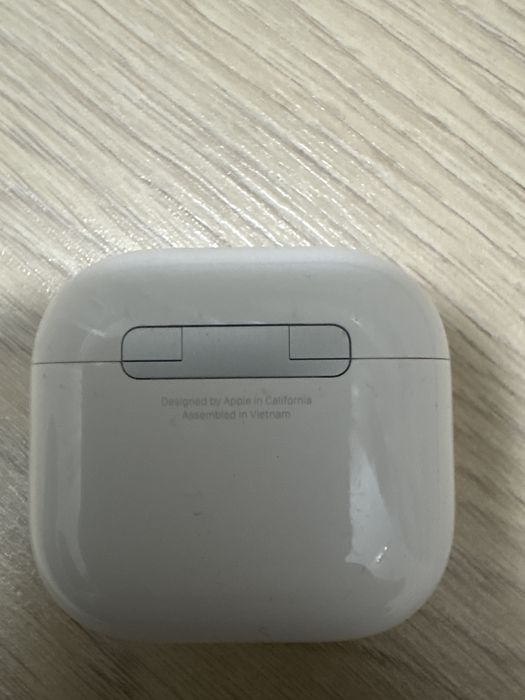 Air pods 4 футляр