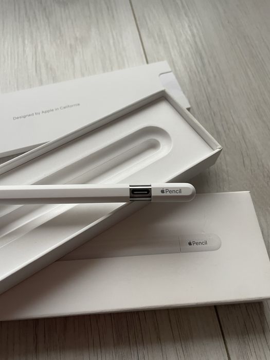 • Apple Pencil • USB-C •