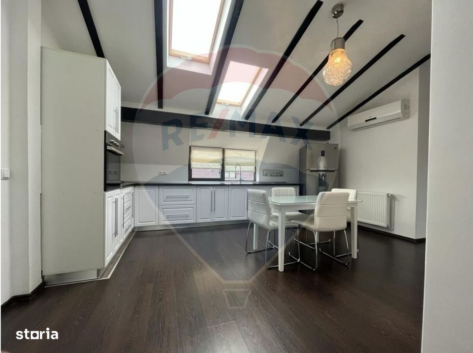 Apartament LUX 3 camere cu parcare privată–Inchiriere-zona Vest