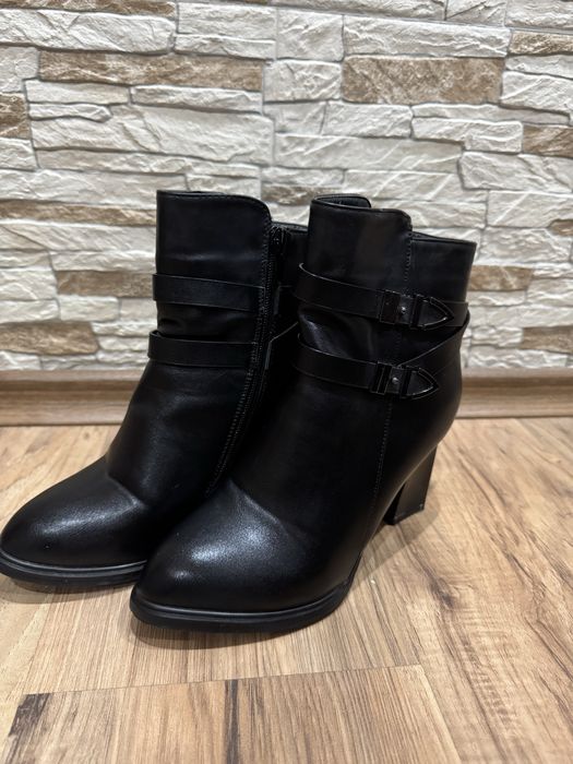 Дамски обувки на ток