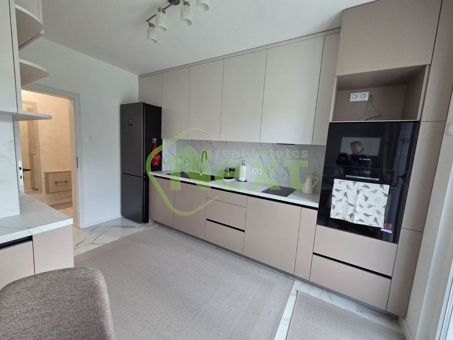 Дава се под наем Тристаен апартамент в София, Изток - 100 кв.м за 997.05 € - Снимка #7