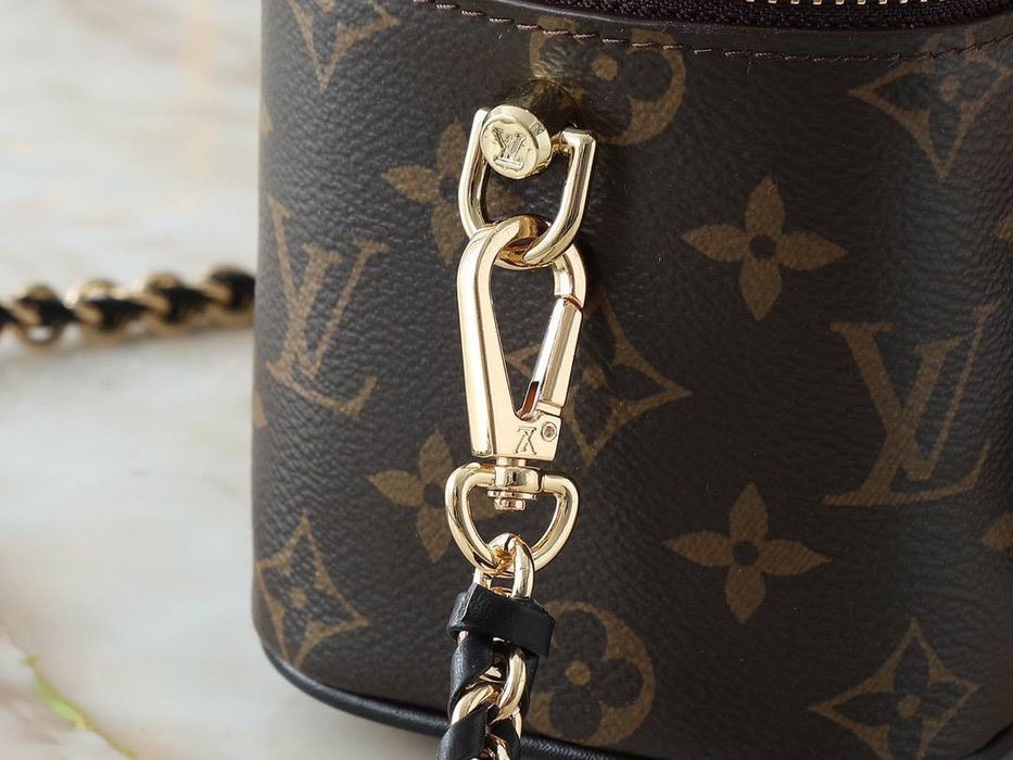дамска чанта Louis Vuitton Vanity 16cm