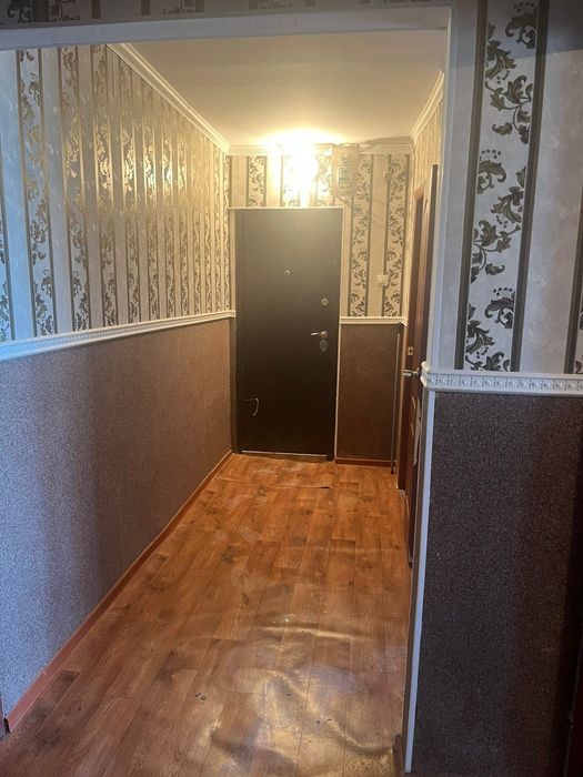 Екі бөлмелі пәтер сатылады