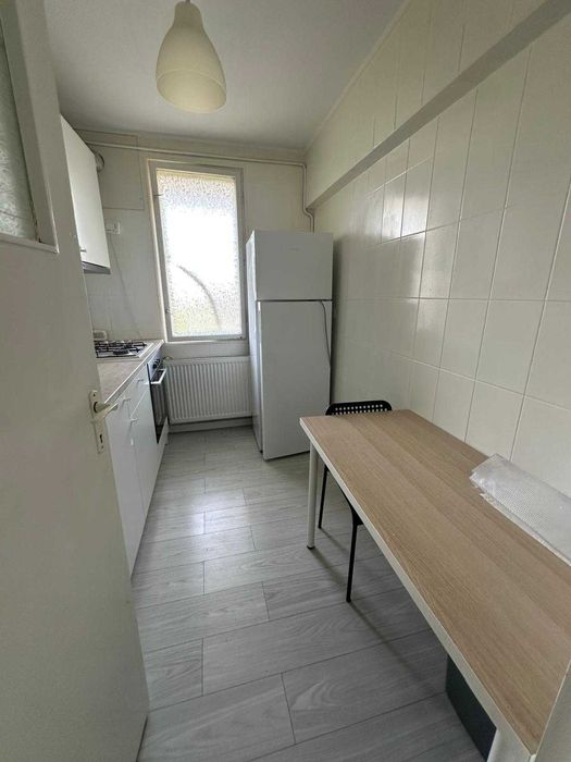 Vand 2 camere de vanzare, str Secuilor - la 10 min de metrou Piata Sudului