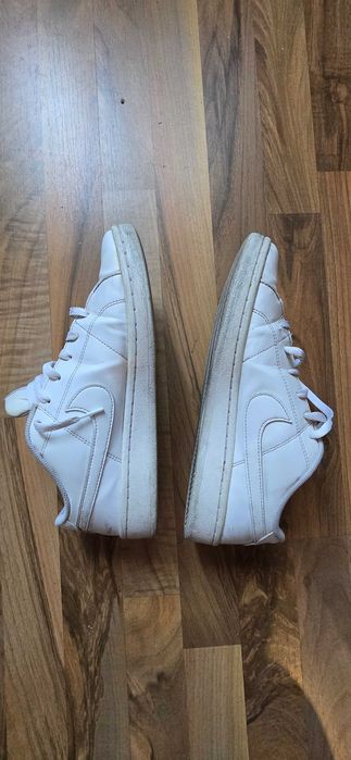 Спортни обувки Nike Cour Royale 2