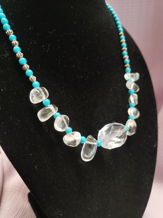 Колие естествени камъни