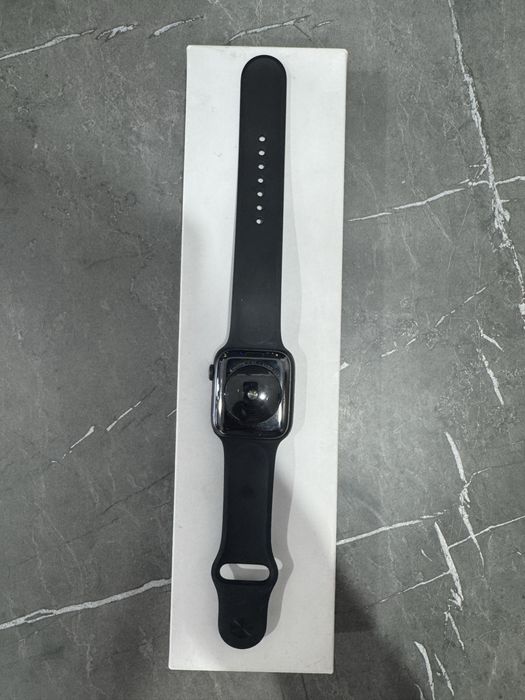 Apple Watch SE Series, 44мм.