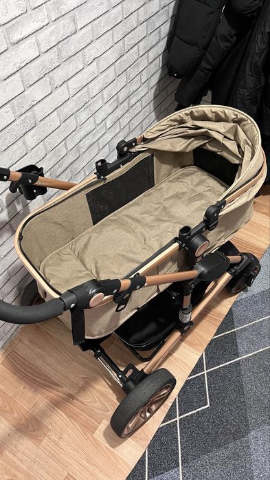Продаётся детская коляска