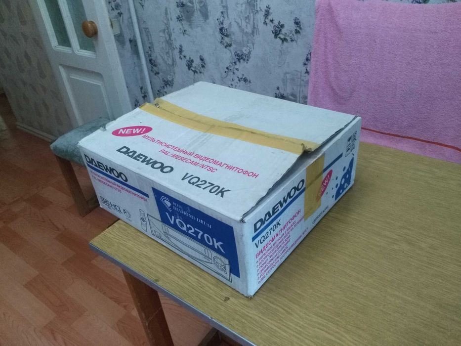 видео-магнитофон DAEWOO VQ270Kи тел. PANASONIK-TAU GIGA 72 дюйма