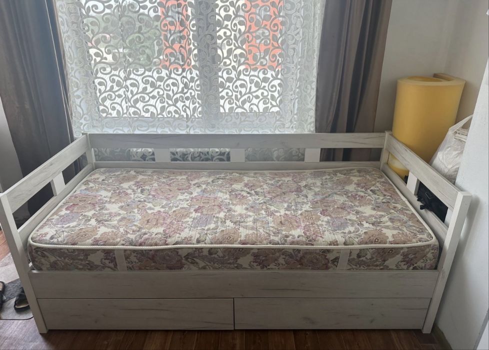 Кровать односпальная