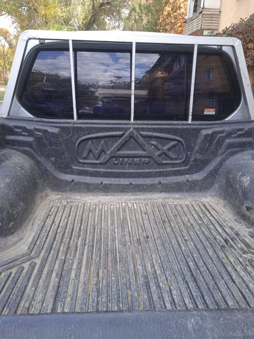 Митсубиси L200 пикап